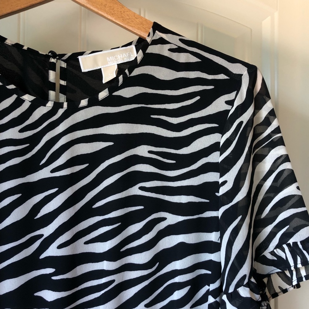 Michael Kors Tiger-Print Georgette Tiered Dress - Picture 7 of 9
